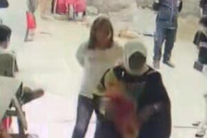 Tangkapan hasil CCTV yang diunggah di salah satu akun tiktok.