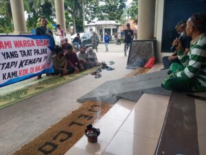 Diksi Demo Pajak