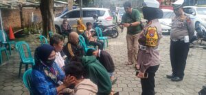 Sungkem orang tua